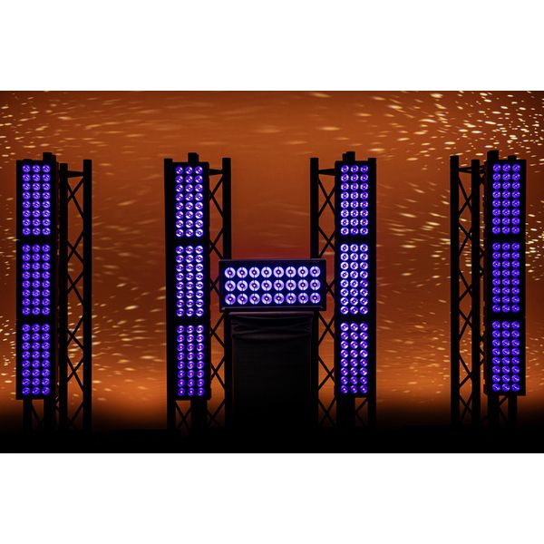 Showtec Titan Matrix FX