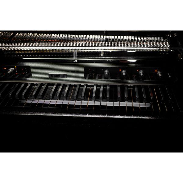 Rhodes Mk 8/80AE