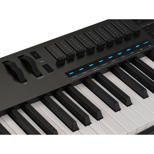 Novation Launchkey 88 MK4