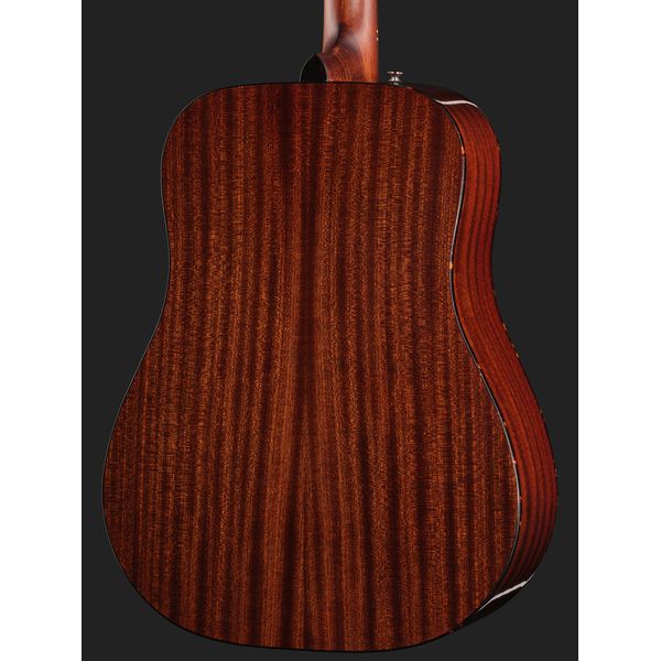 Fender CA DLX Redondo SSB