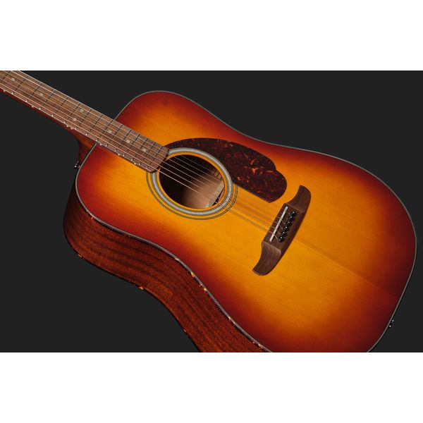 Fender CA DLX Redondo SSB