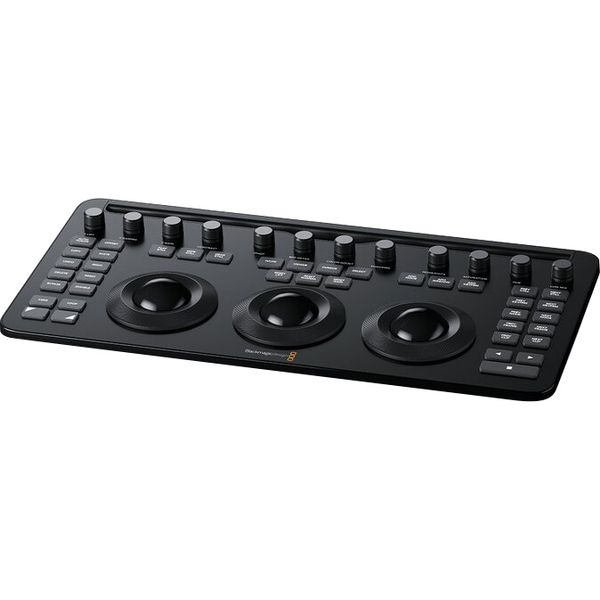 Blackmagic Design Resolve Micro Color Pan Bundle