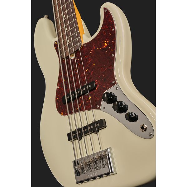 Fender AM Pro Jazz Bass V RW OW