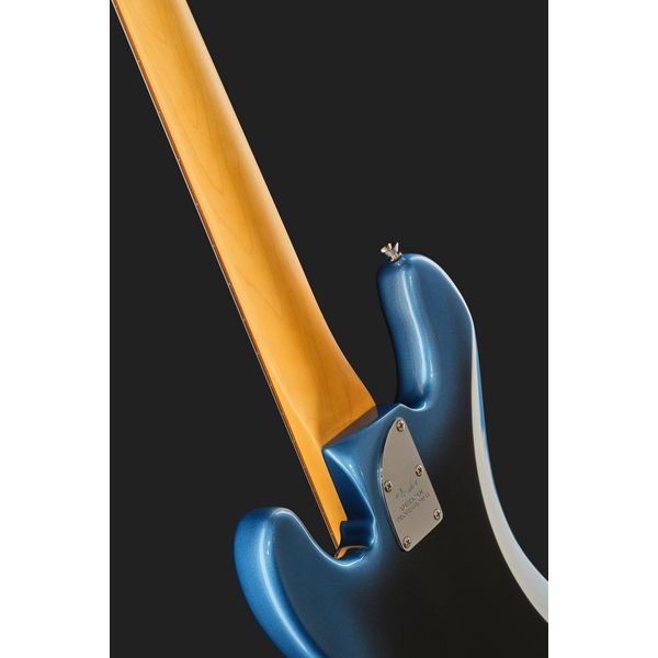 Fender Am Pro P-Bass V RW DKN