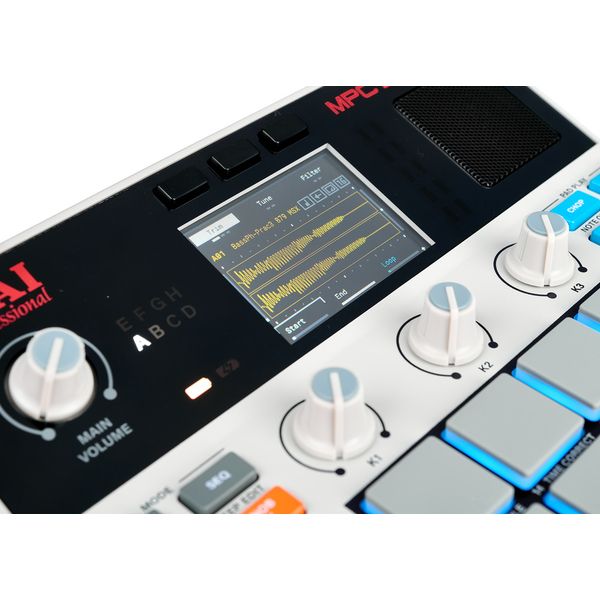 AKAI Professional MPC Sample Case Bundle