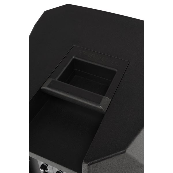 Mackie Thrash12v2