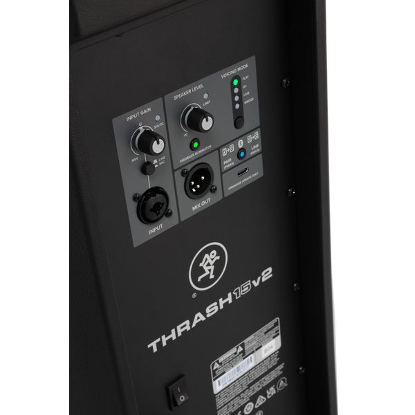 Mackie Thrash15v2