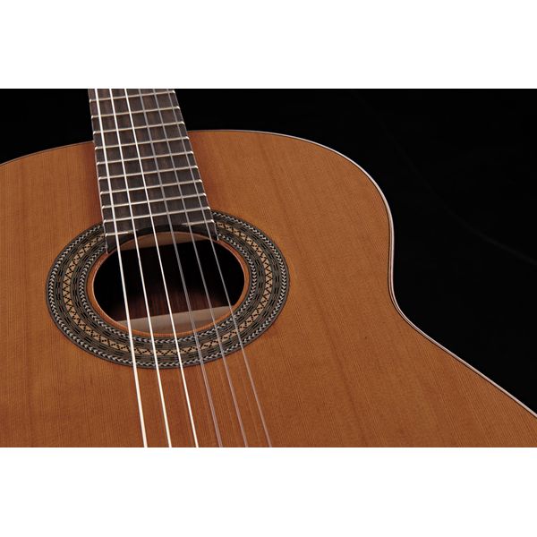 Höfner HZ27 Bundle w/ Gig Bag