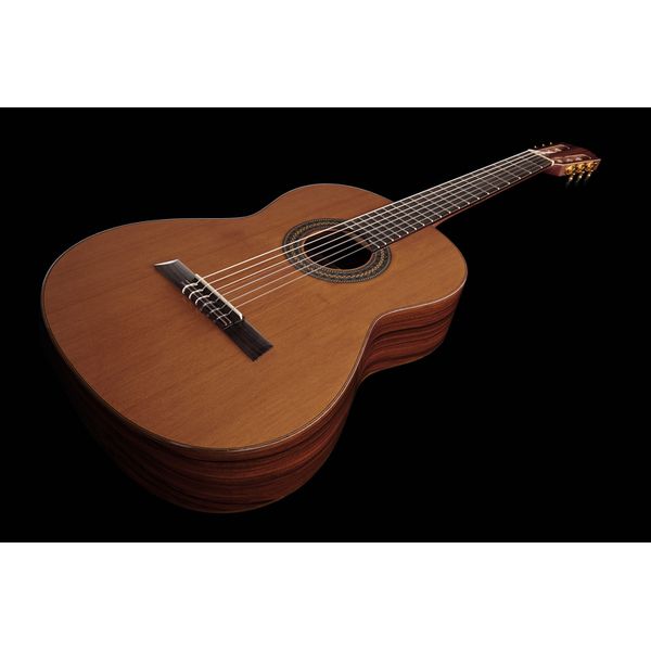 Höfner HZ27 Bundle w/ Gig Bag