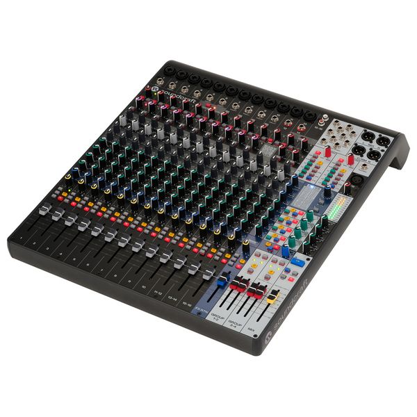 Soundcraft Signature Plus 16