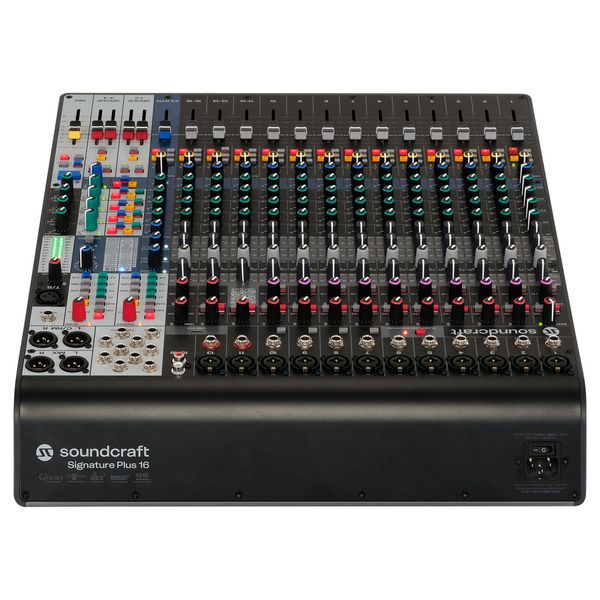 Soundcraft Signature Plus 16