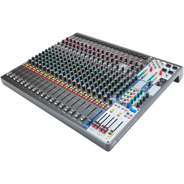 Soundcraft Signature Plus 22