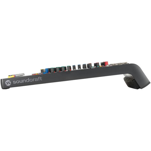 Soundcraft Signature Plus 22