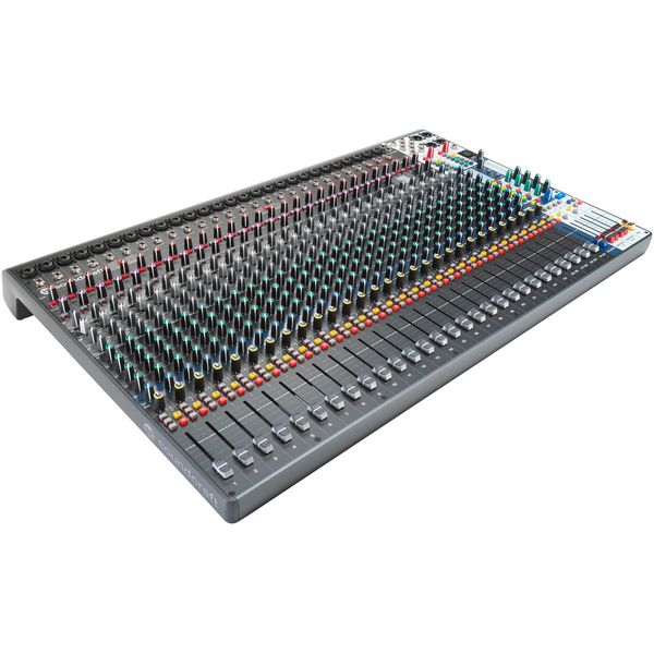 Soundcraft Signature Plus 32