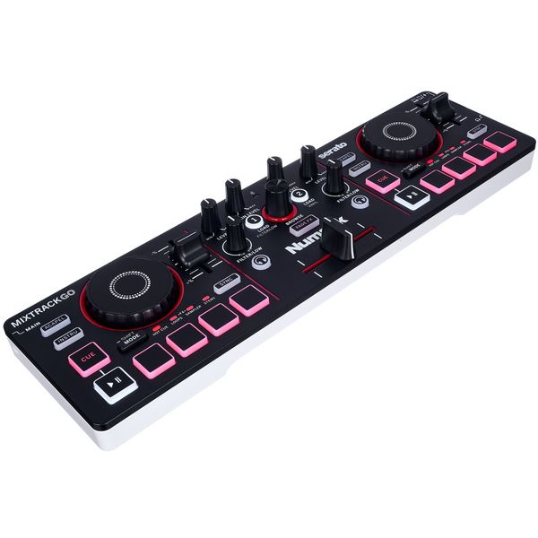 Numark Mixtrack Go Bundle