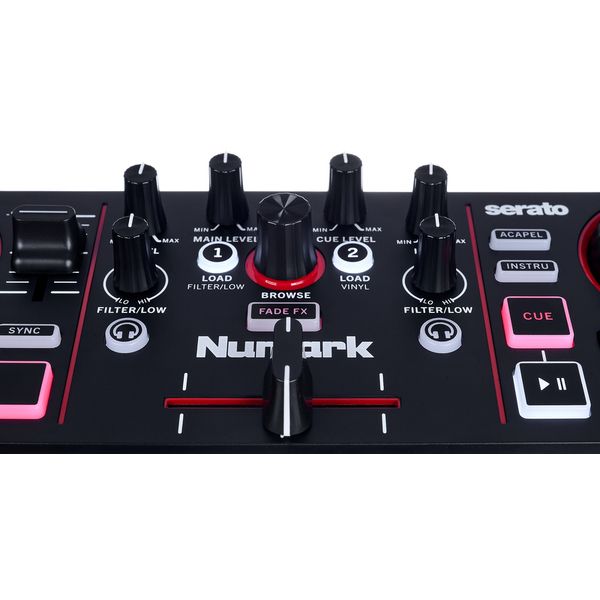 Numark Mixtrack Go Bundle