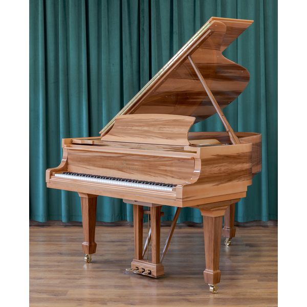 Steinway & Sons O-180 Amberwood