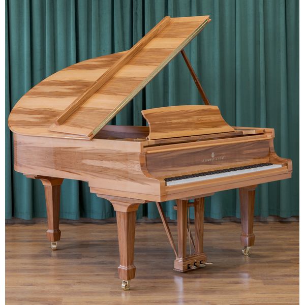 Steinway & Sons O-180 Amberwood