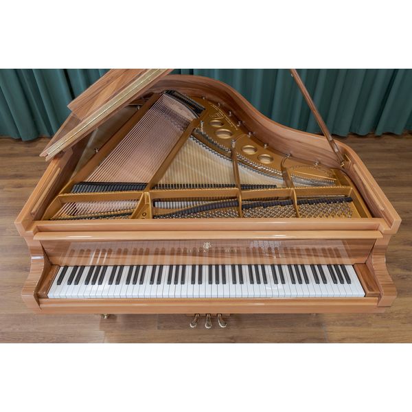 Steinway & Sons O-180 Amberwood
