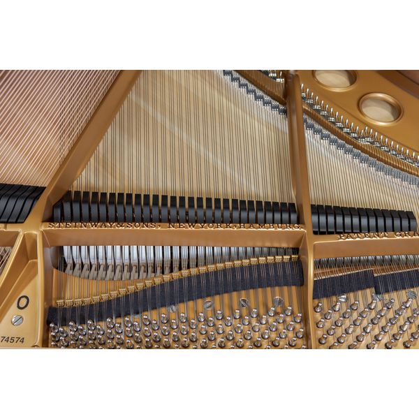 Steinway & Sons O-180 Amberwood