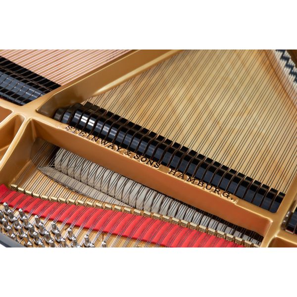 Steinway & Sons O-180