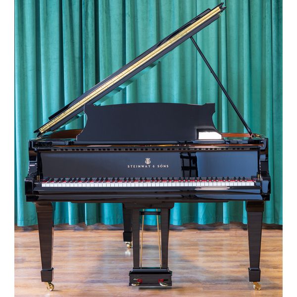 Steinway & Sons O-180