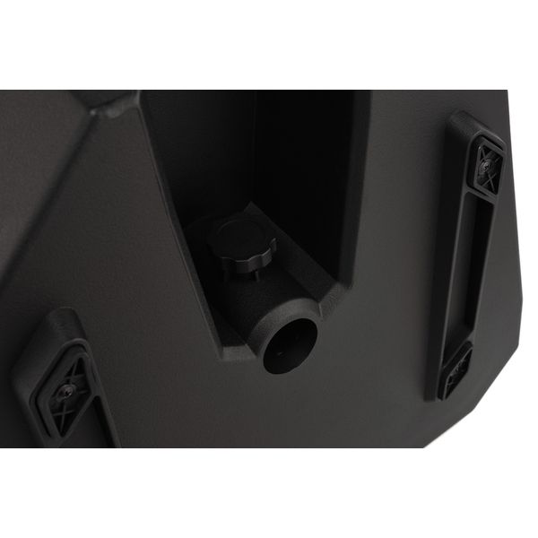 Mackie Thrash15v2 Stereo stand Bundle