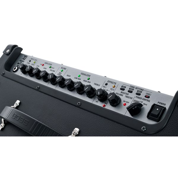 Boss Katana-110 Bass Bundle
