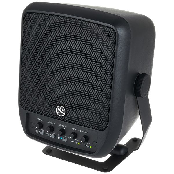 Yamaha Stagepas 100BTR 2 Case Bundle