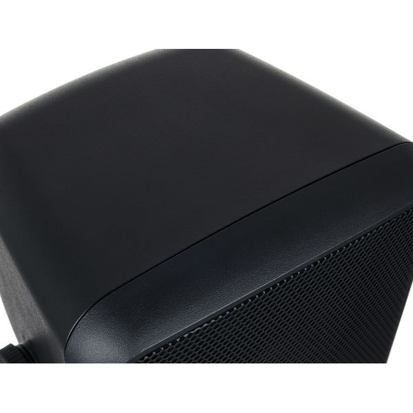 Yamaha Stagepas 100BTR 2 Case Bundle