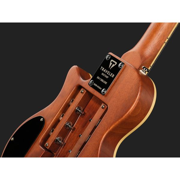 Traveler Guitar EG 1 Deluxe P90 Gold