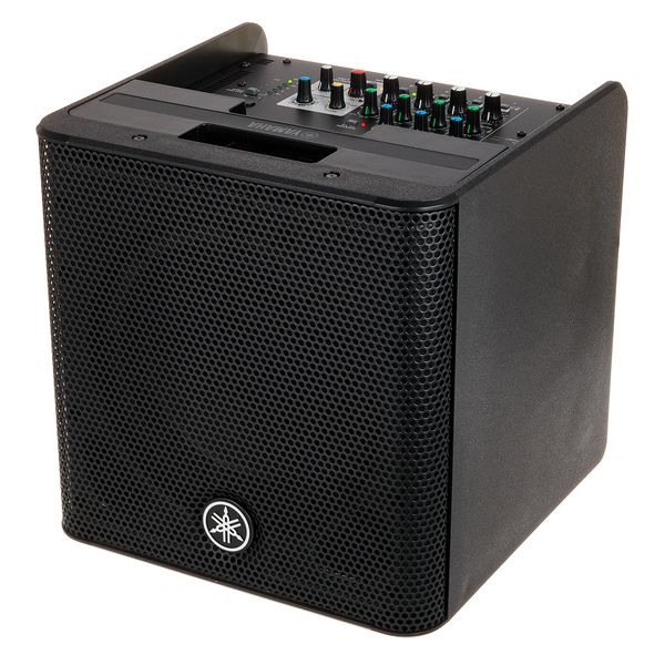 Yamaha Stagepas 200 Case Bundle