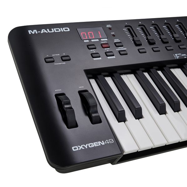 M-Audio Oxygen 49 MK5 - AIEP 3 Bundle