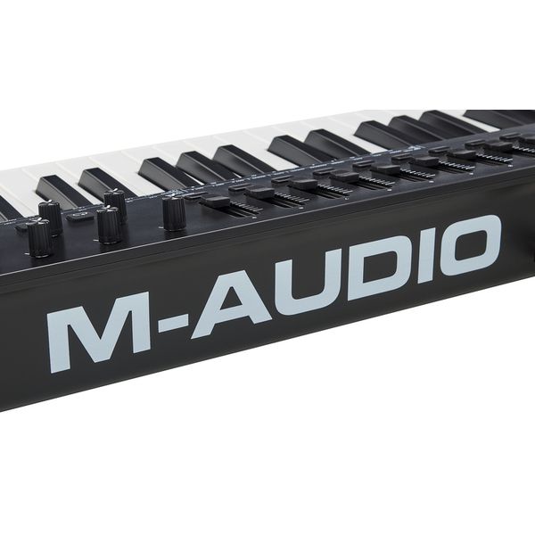 M-Audio Oxygen 49 MK5 - AIEP 3 Bundle
