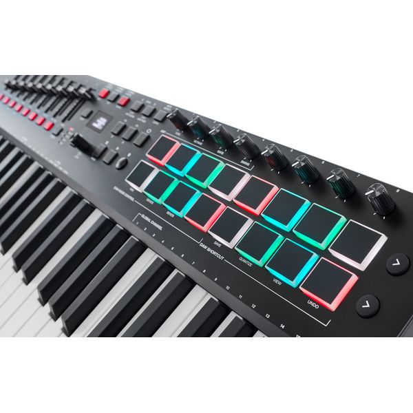 M-Audio Oxygen Pro 49 - AIEP3 Bundle
