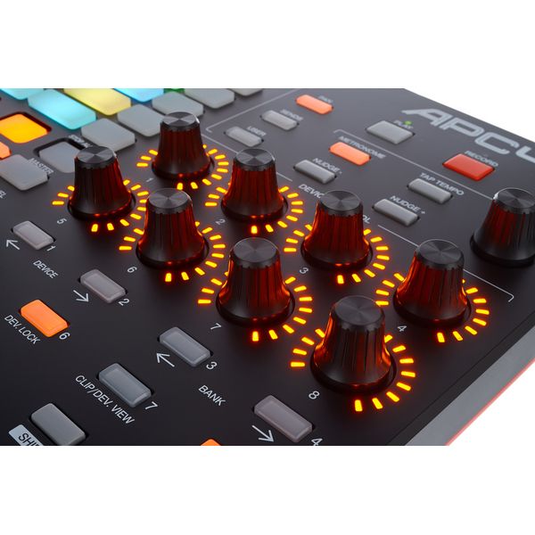 AKAI Professional APC 40 Mk2 Thon Case Bundle