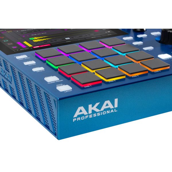 AKAI Professional MPC One G2 Case Bundle