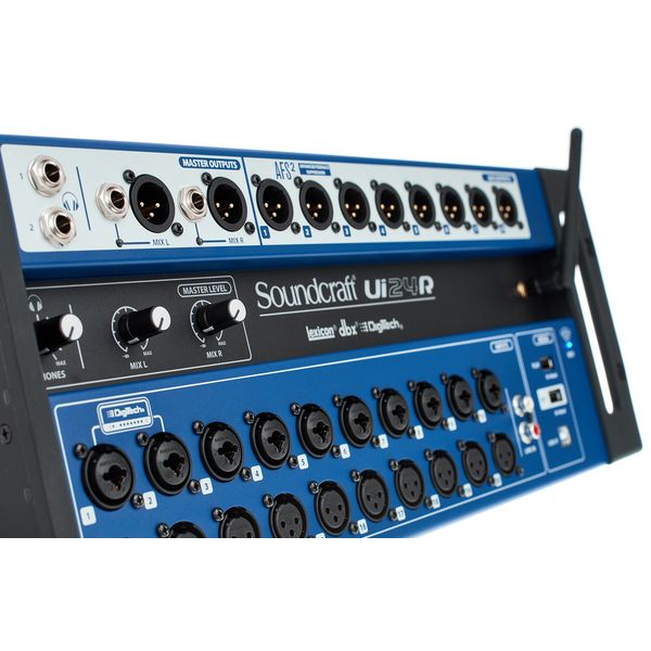 Soundcraft Ui24R Thon Case Bundle