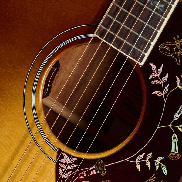 Gibson Hummingbird Elegant Koa HoneyB