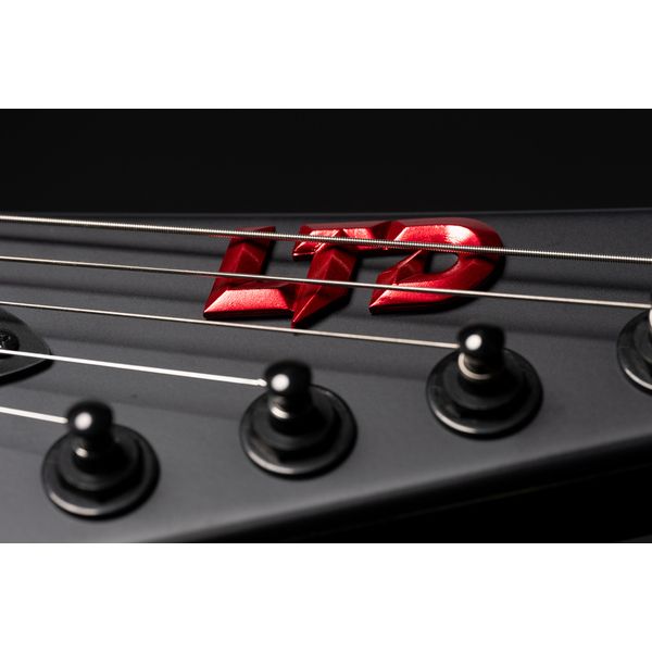 ESP LTD Arrow Black Metal II