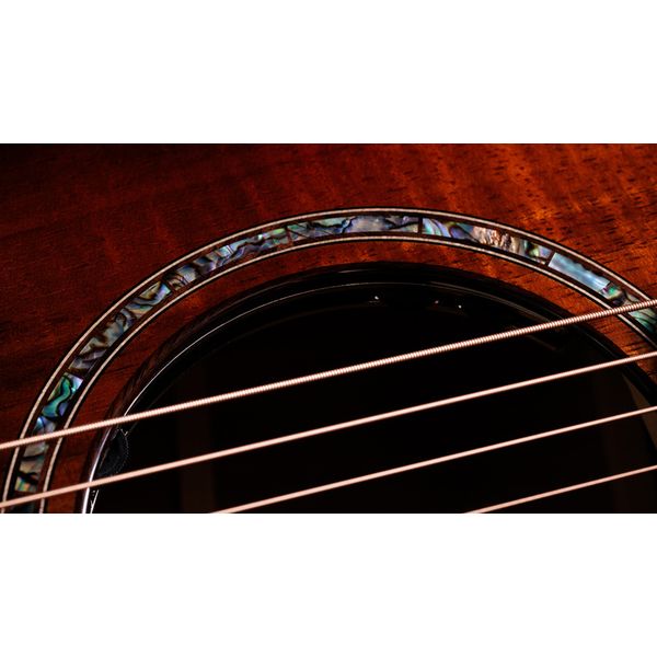 Taylor K22ce 12-Fret Next Generation