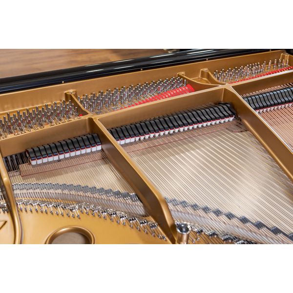 Steinway & Sons O-180 used