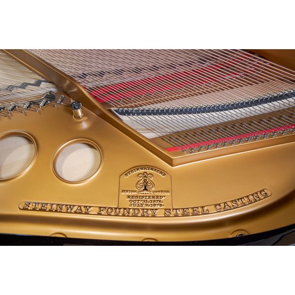 Steinway & Sons O-180 used