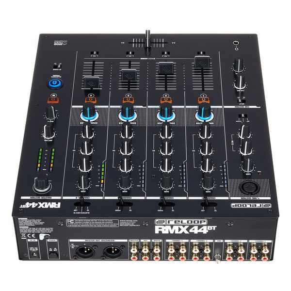 Reloop RMX-44 RP 5000 Bundle