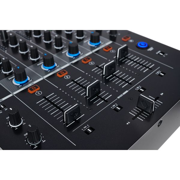Reloop RMX-44 RP 5000 Bundle
