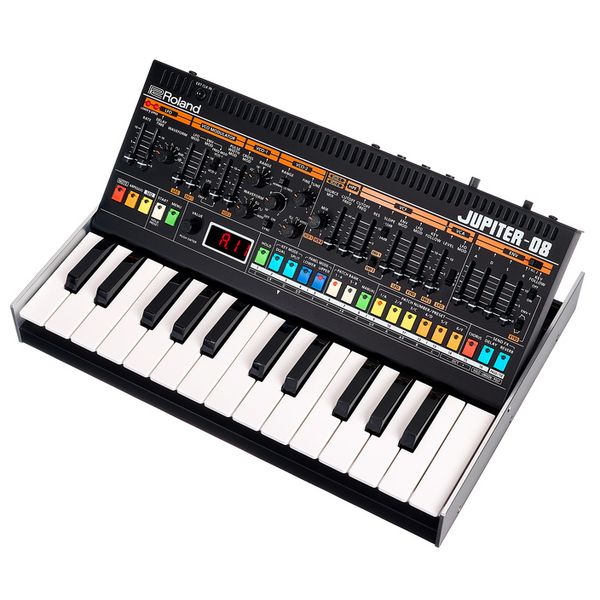Roland Jupiter-08