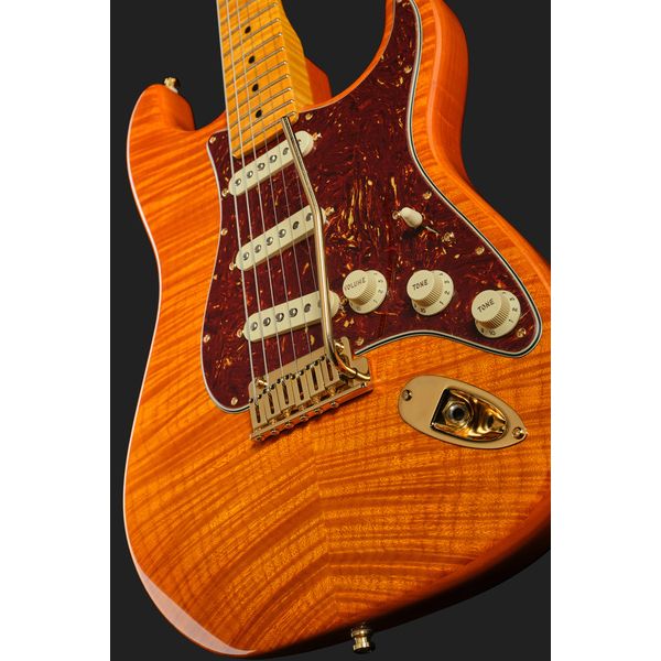 Fender Stratocaster Deluxe Flame SOT