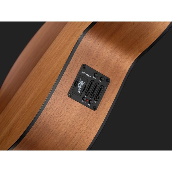 Maton SRS808 12-String