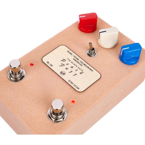 Warm Audio Peach Fuzz