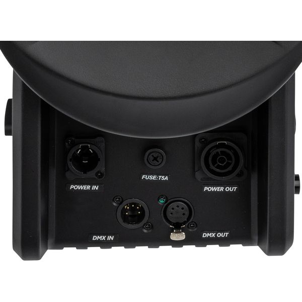 Showtec Performer 2500 Fresnel Q6 MKII